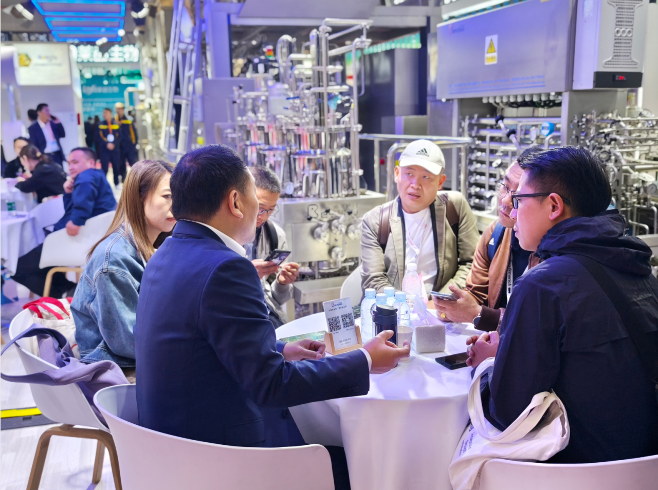 1710999514223288.png 展会888.png